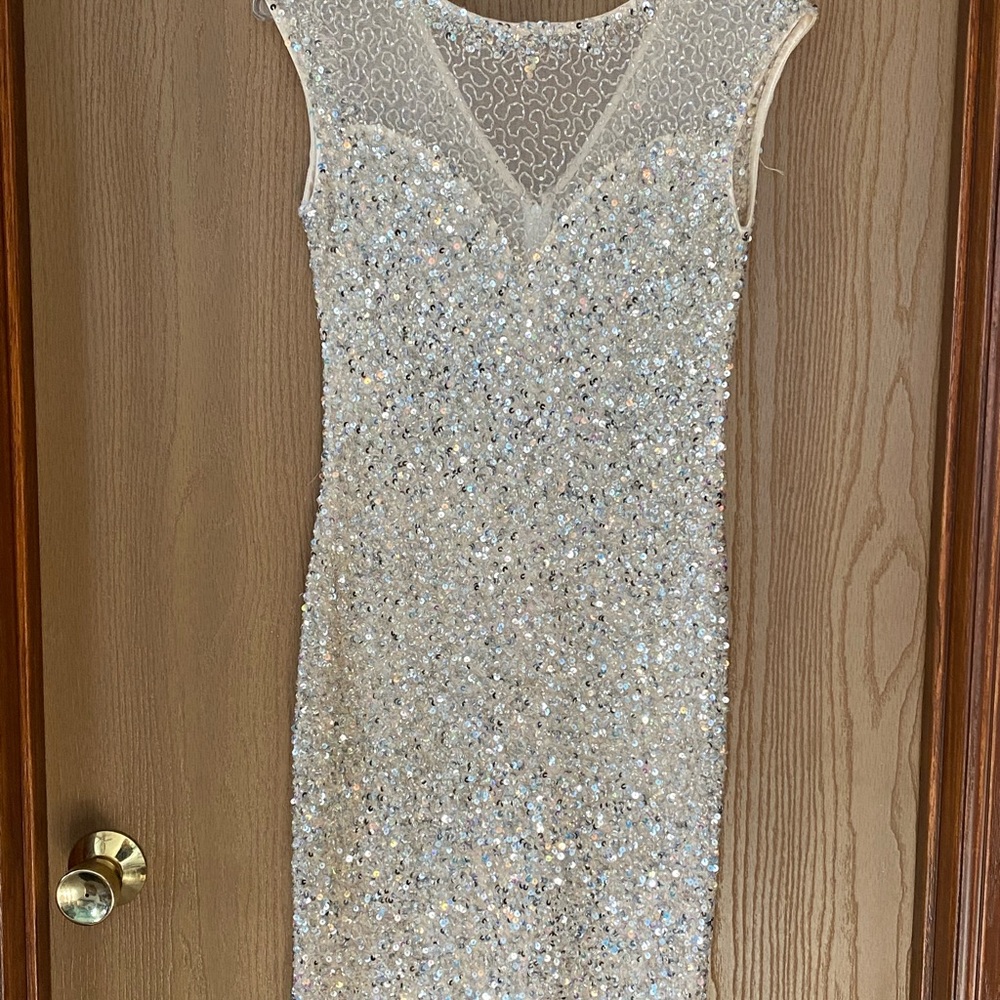 Parker, cocktail Sequin Dress, Size 6